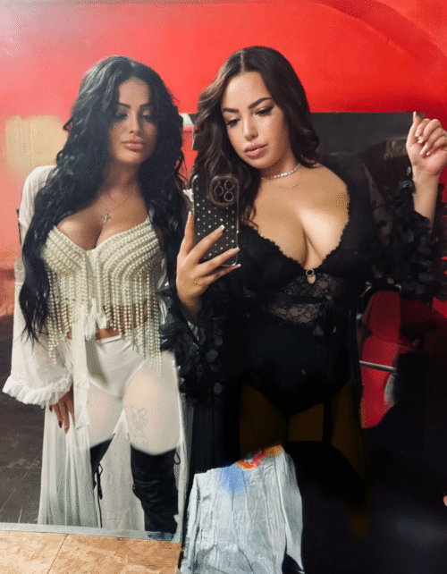 Sara e Alessia solo per voi ! Fetish Milano