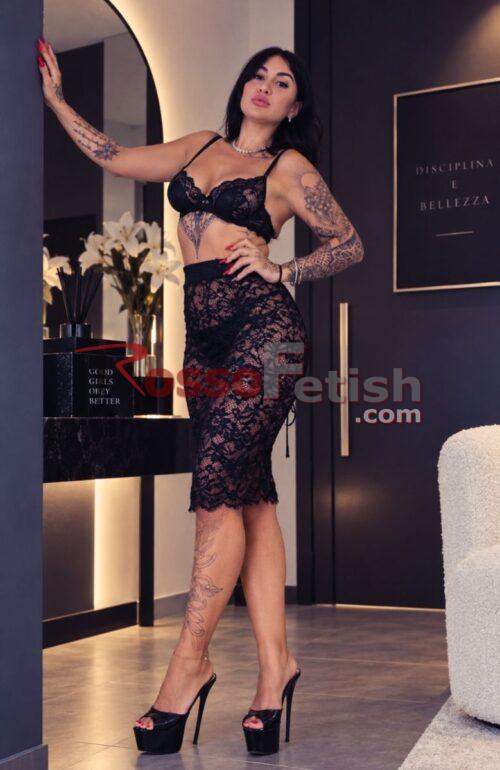 Mistress italiana Saccente prosperosa